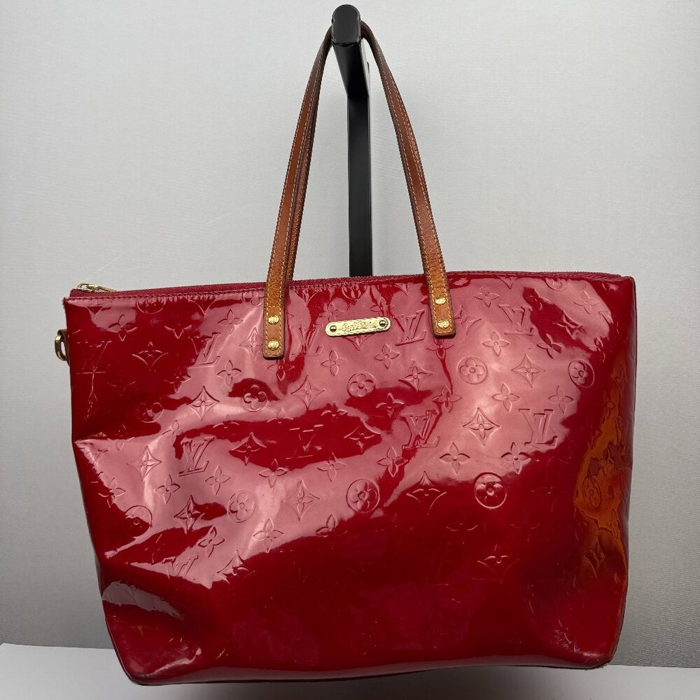 Louis Vuitton Vernis Bellevue GM Pomme D'Amour Red Tote Top Handle Bag